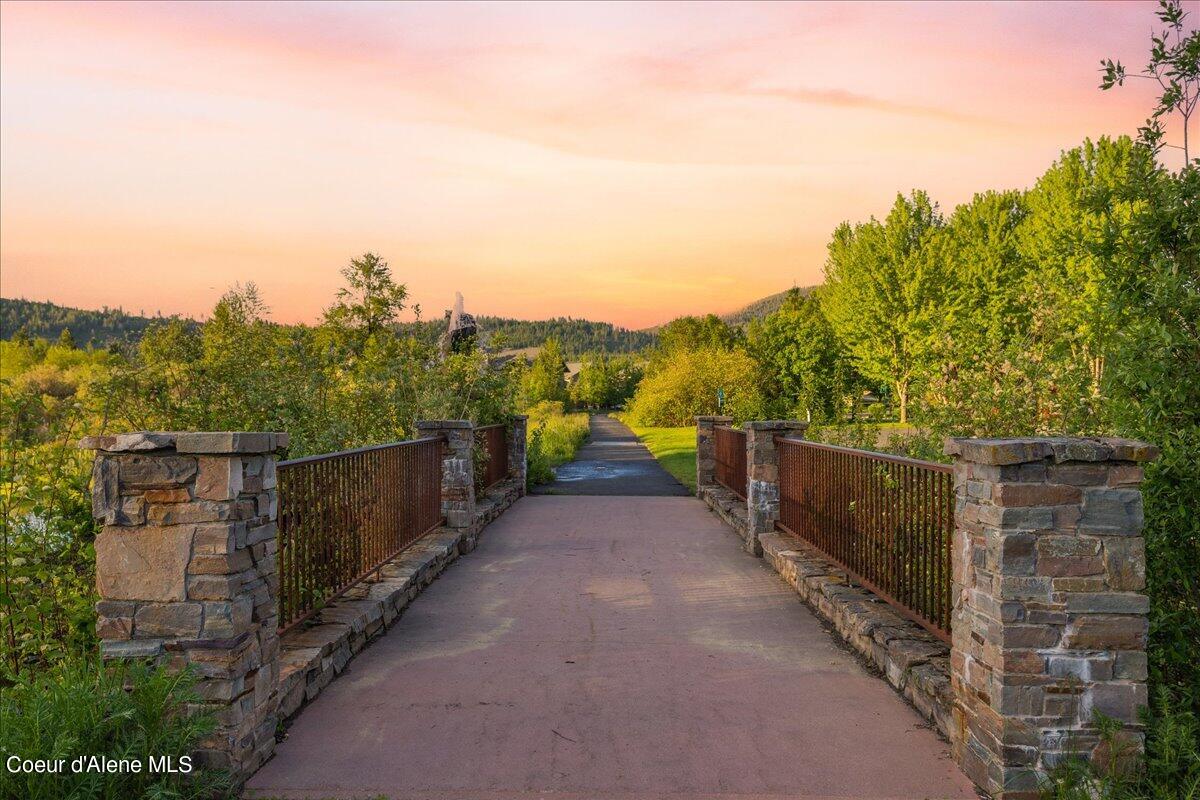232 Pomrankey Ln