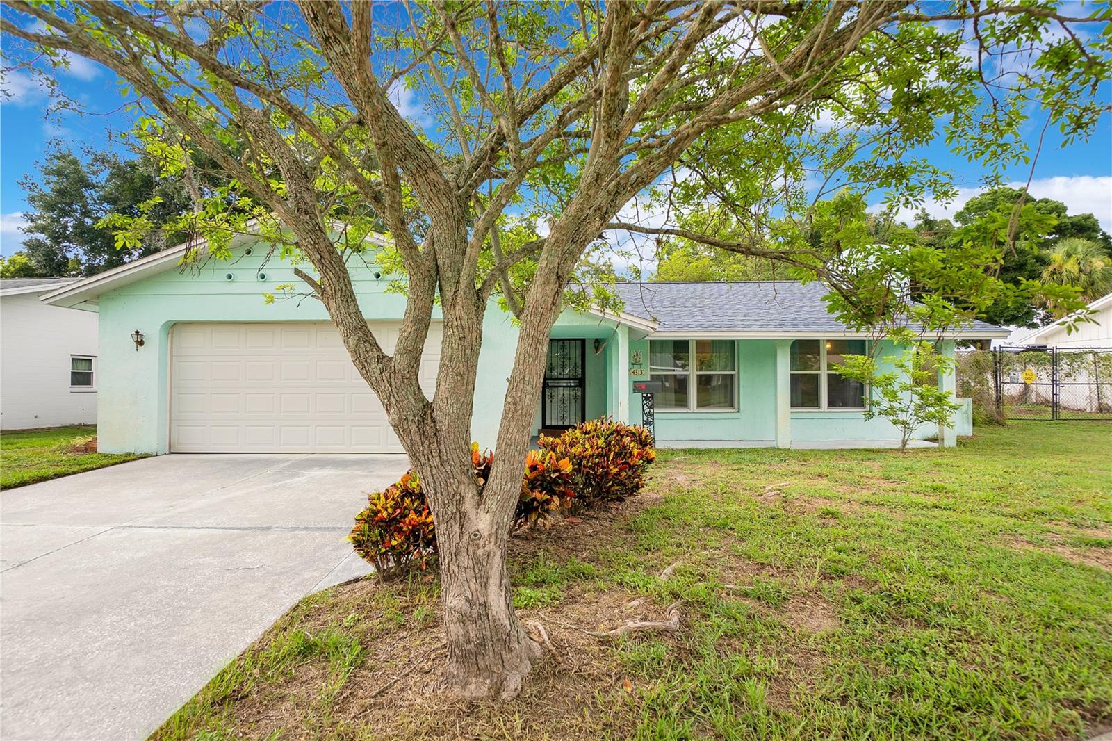4313 OLD DOMINION RD