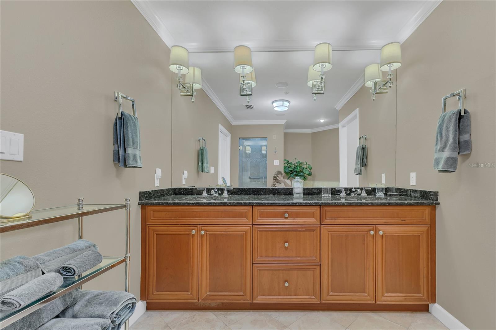 2305 EDGEWATER DR #1701