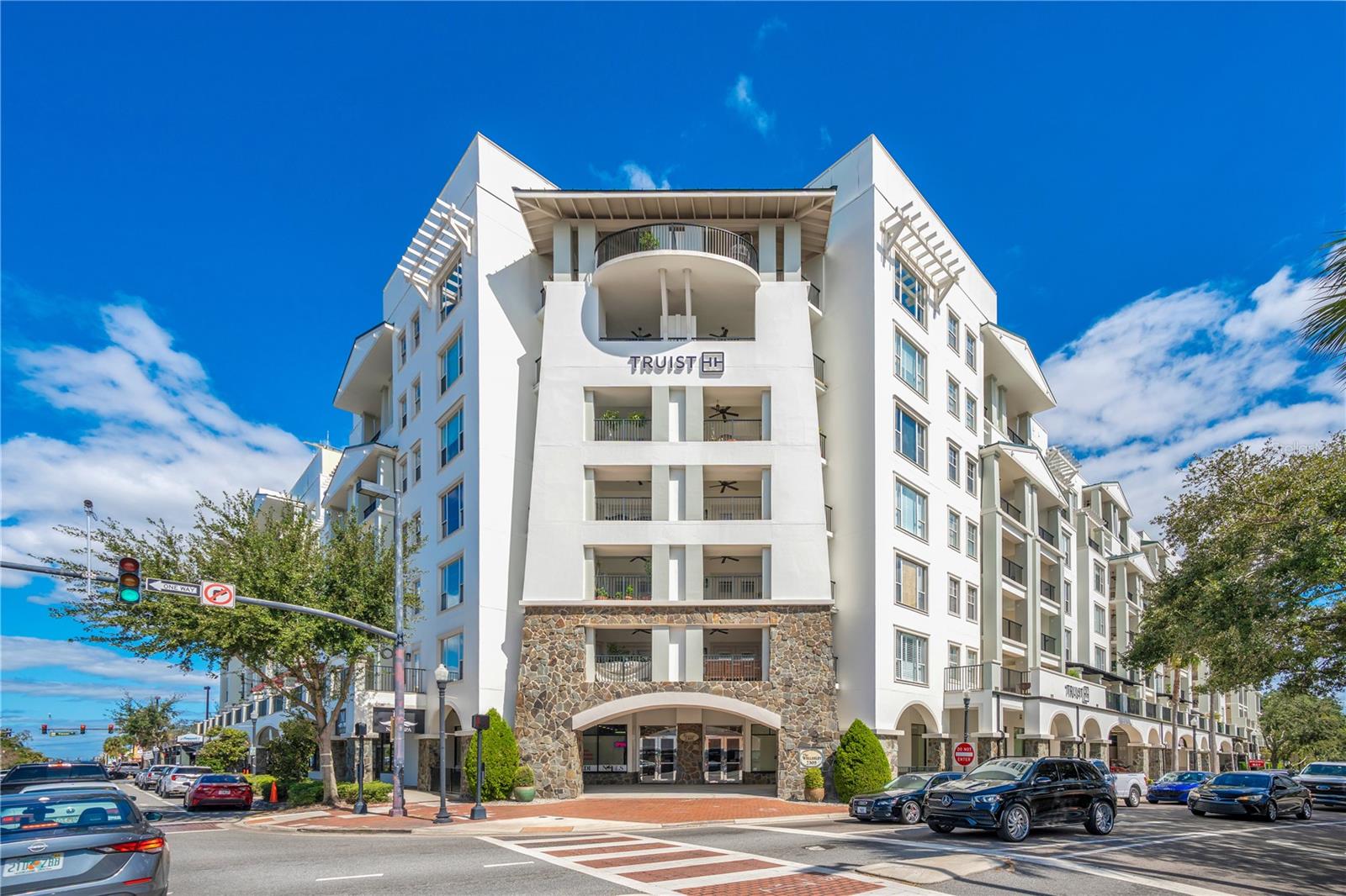 2305 EDGEWATER DR #1701