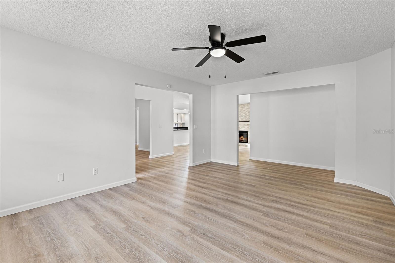 717 PINE TER