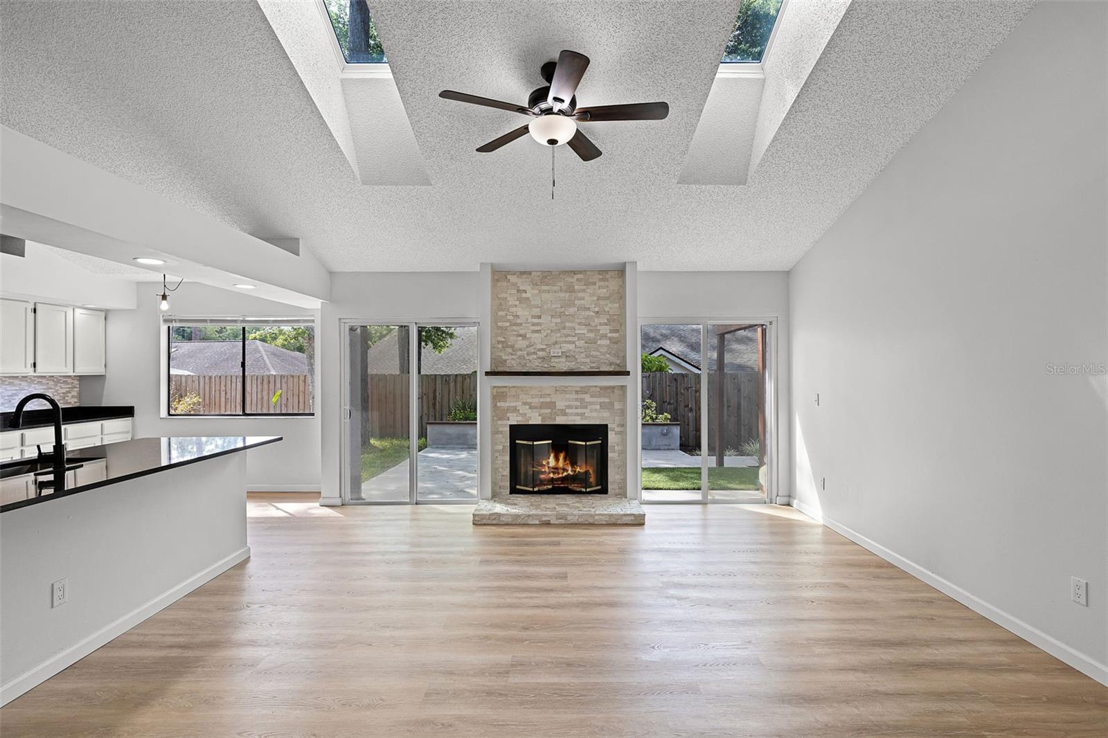 717 PINE TER