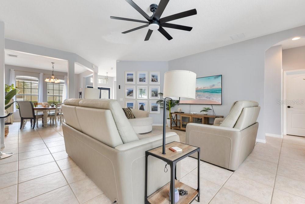 8676 CURRITUCK SOUND LN