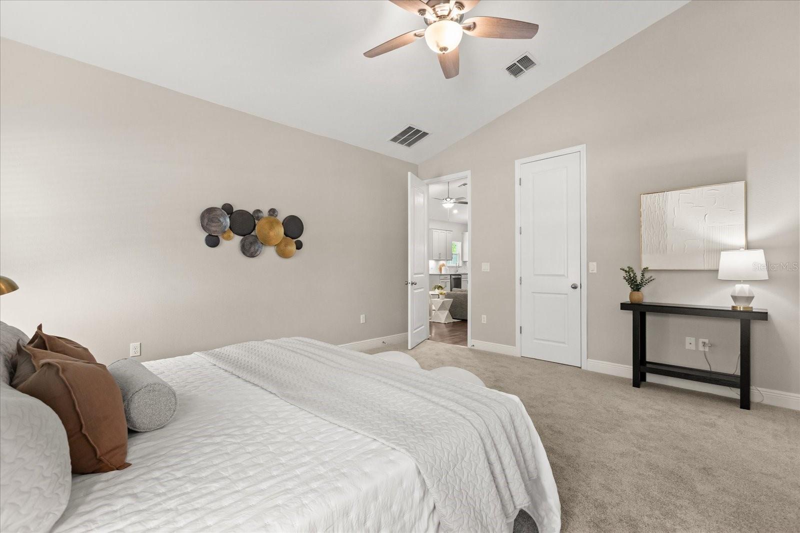 242 OAKMONT RESERVE CIR