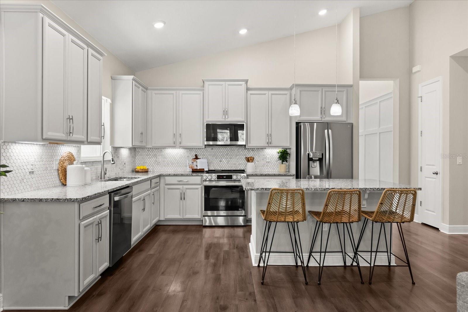 242 OAKMONT RESERVE CIR