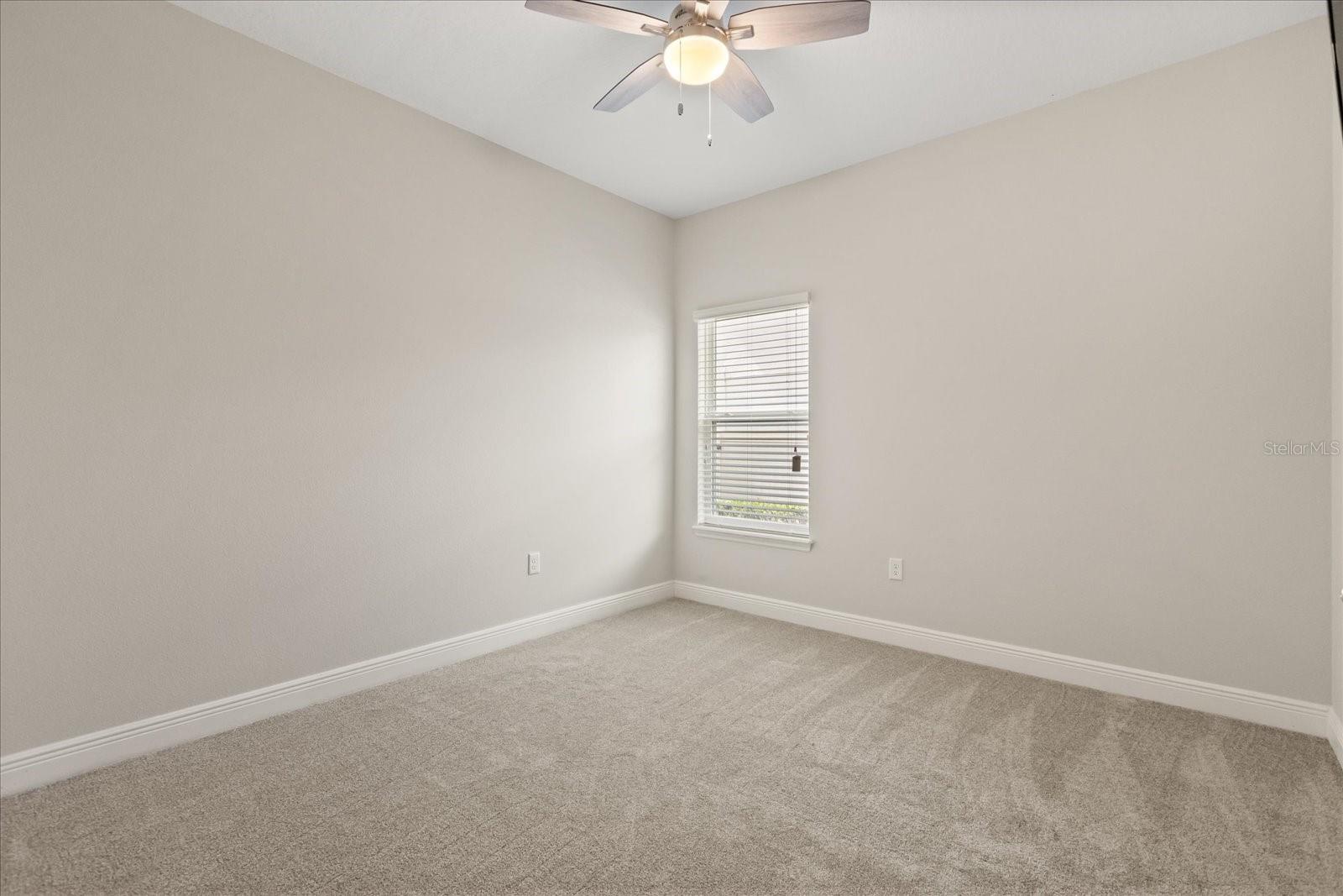 242 OAKMONT RESERVE CIR