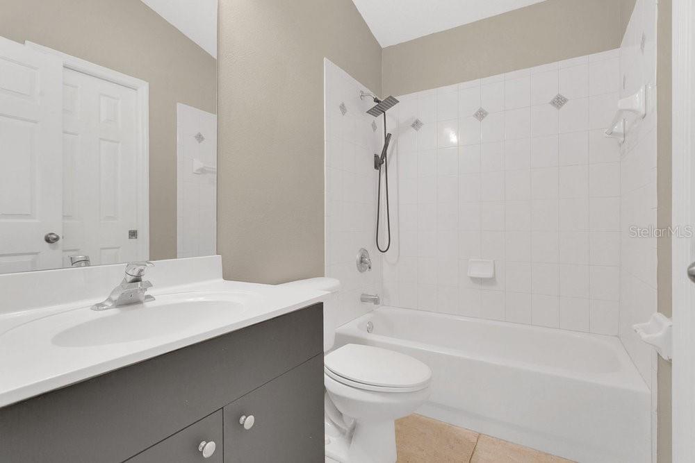 213 BLUESTONE PL