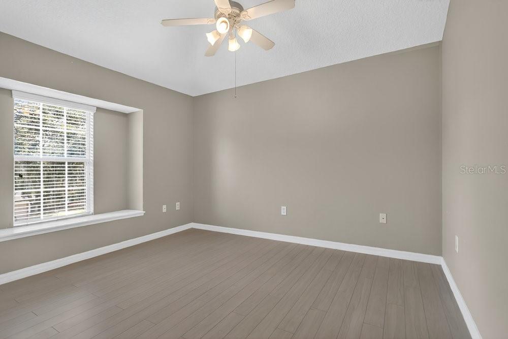 213 BLUESTONE PL