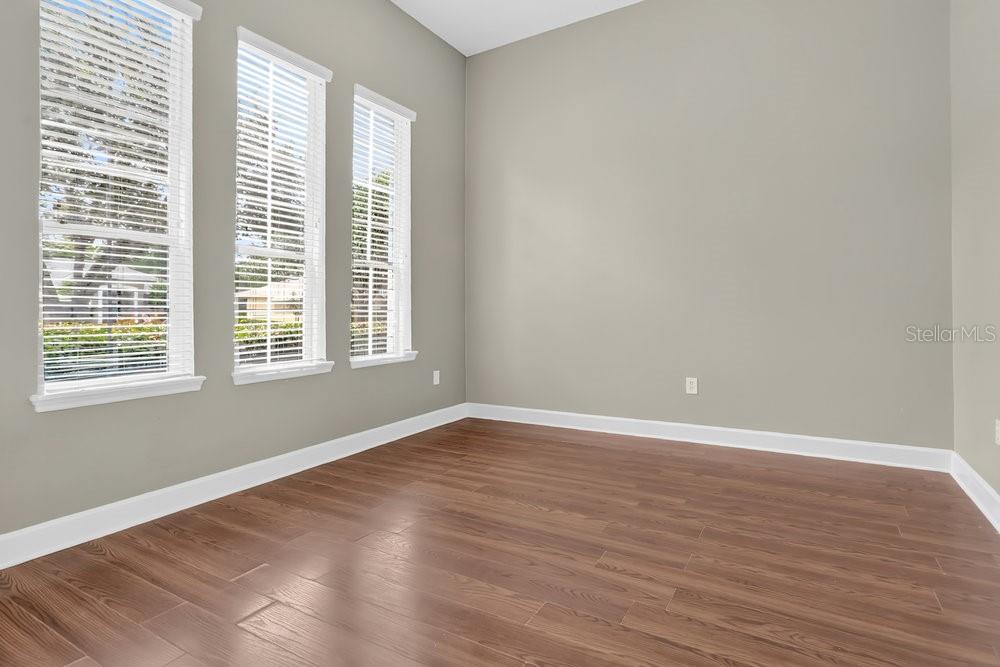 213 BLUESTONE PL