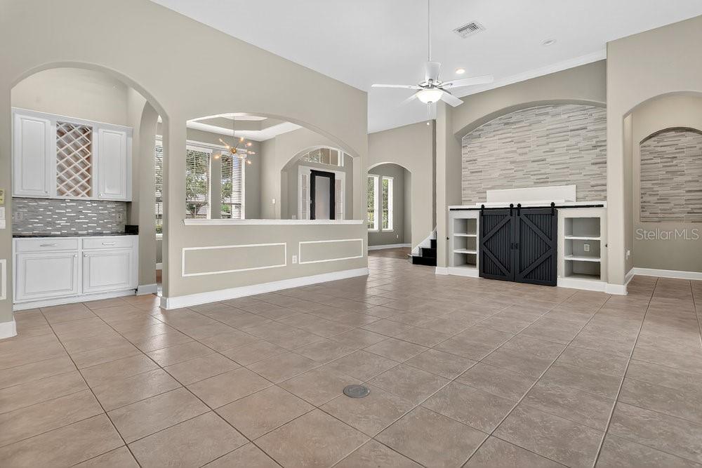213 BLUESTONE PL