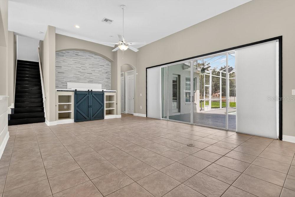 213 BLUESTONE PL
