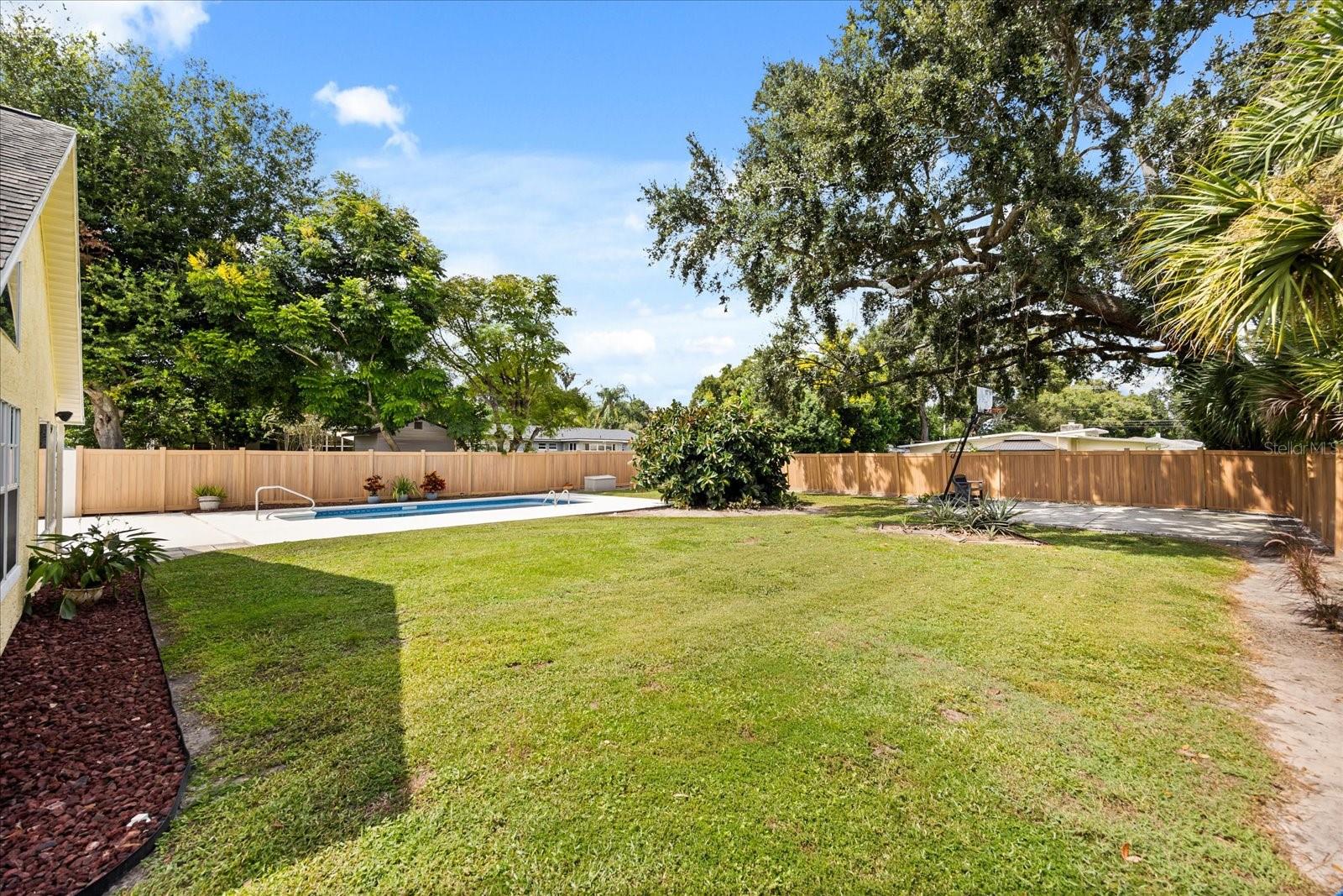 1615 POE AVE