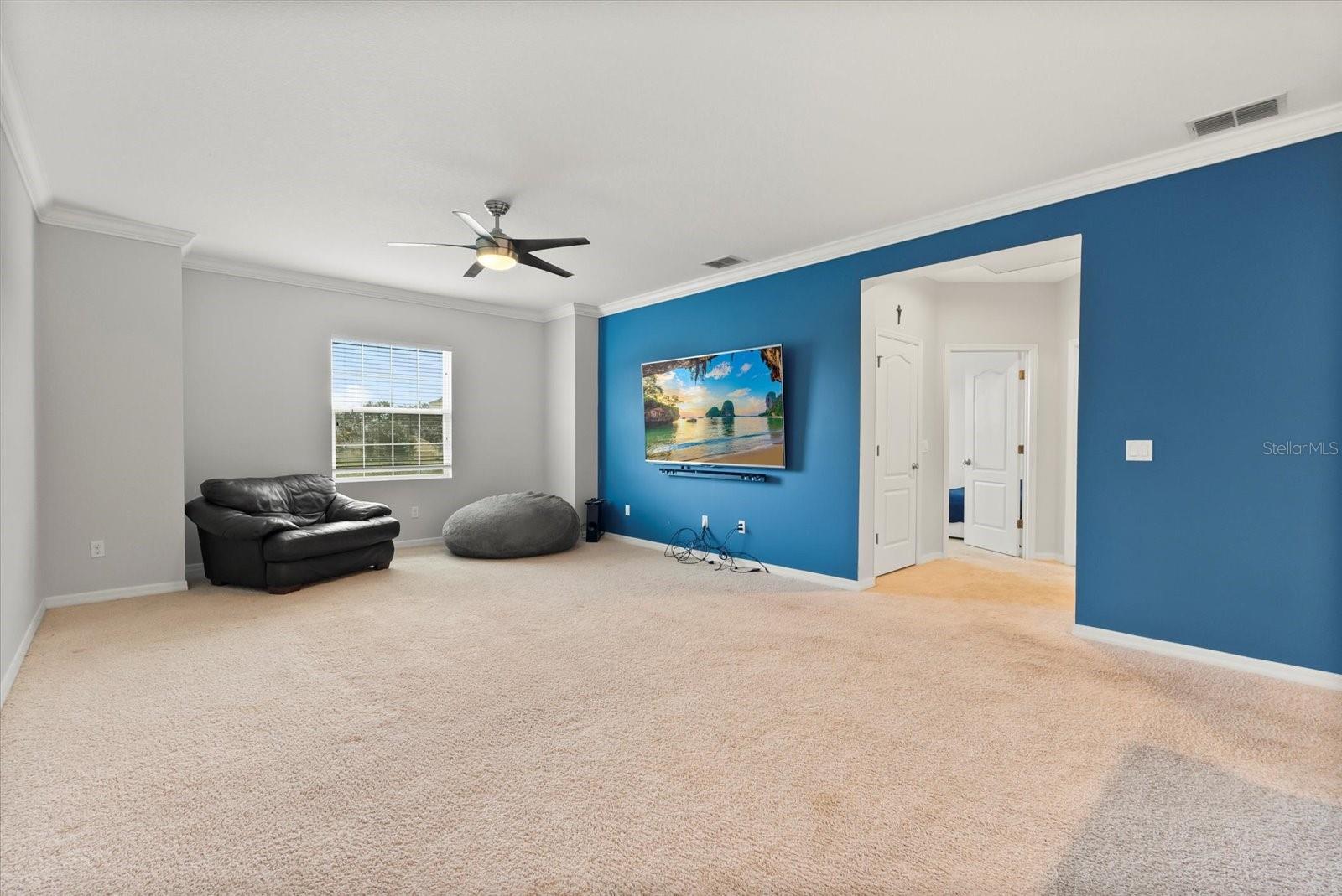 5275 PINE LILY CIR