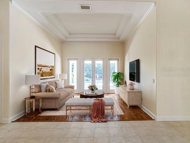 108 SEVILLE CHASE DR