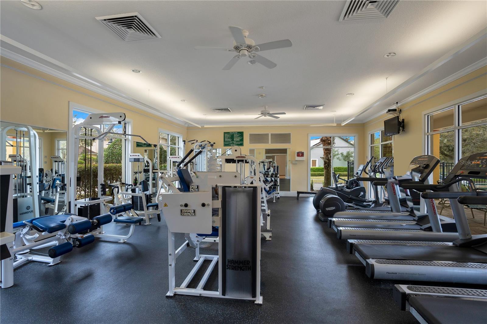 1066 VICTORIA HILLS DR S