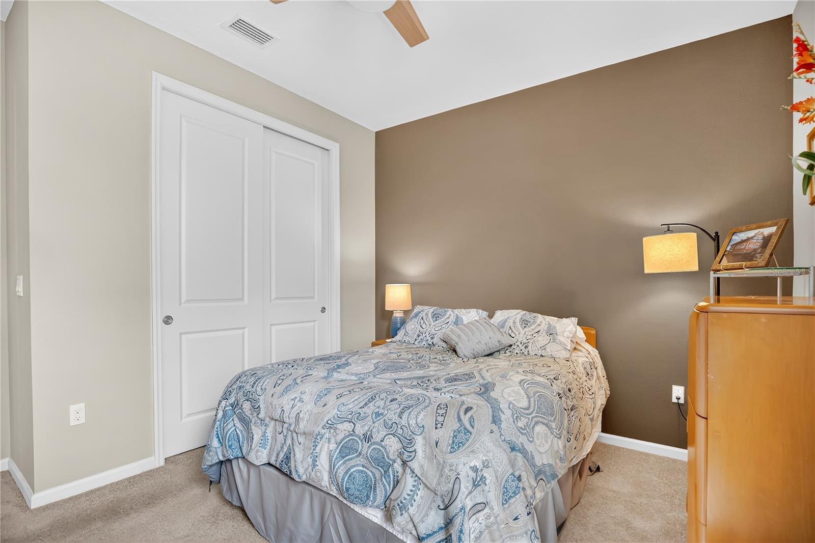 1066 VICTORIA HILLS DR S