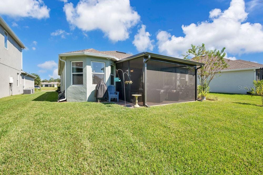 1066 VICTORIA HILLS DR S