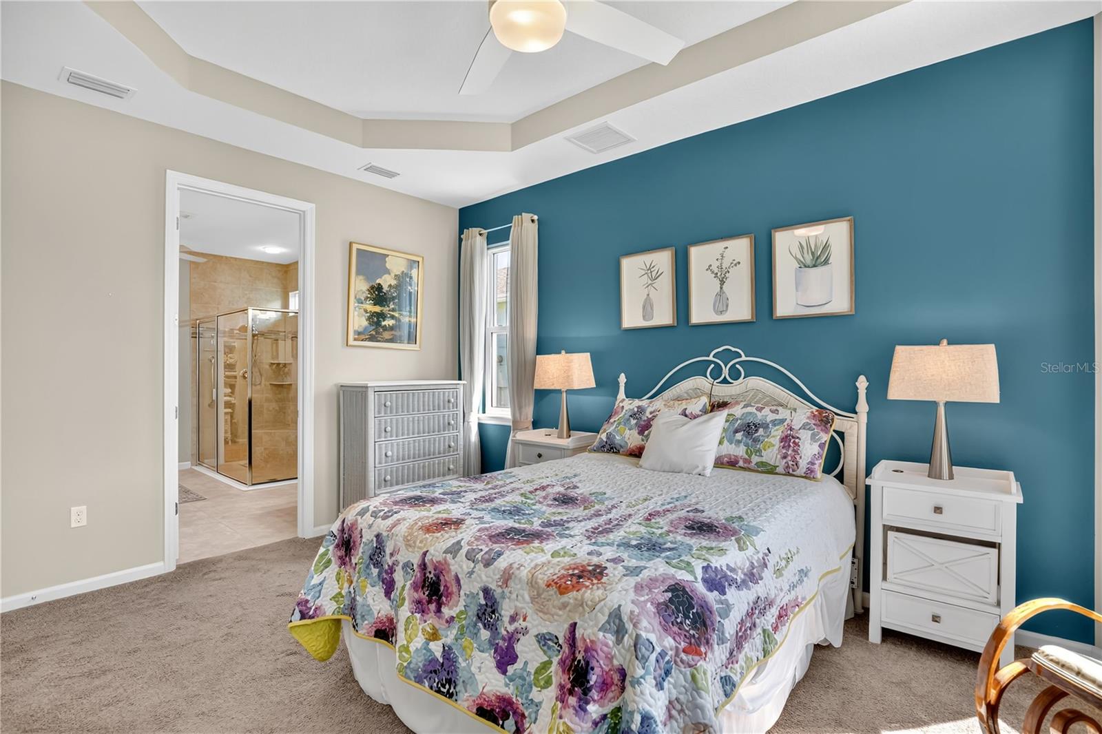 1066 VICTORIA HILLS DR S