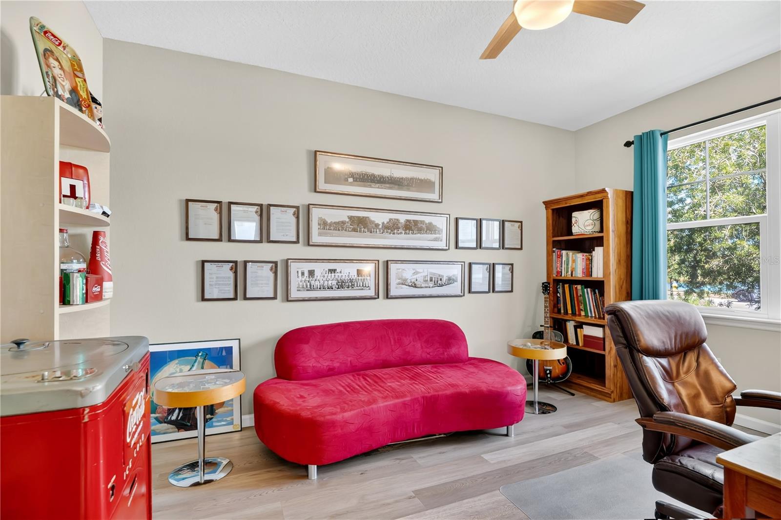 1066 VICTORIA HILLS DR S