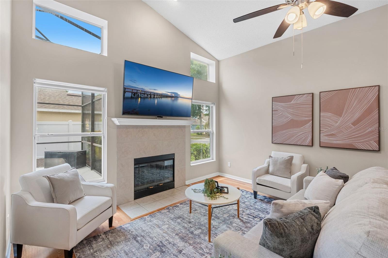 328 VIEW CT