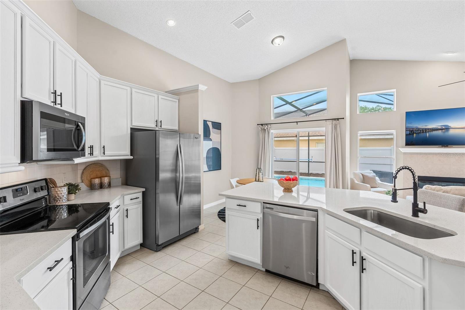 328 VIEW CT