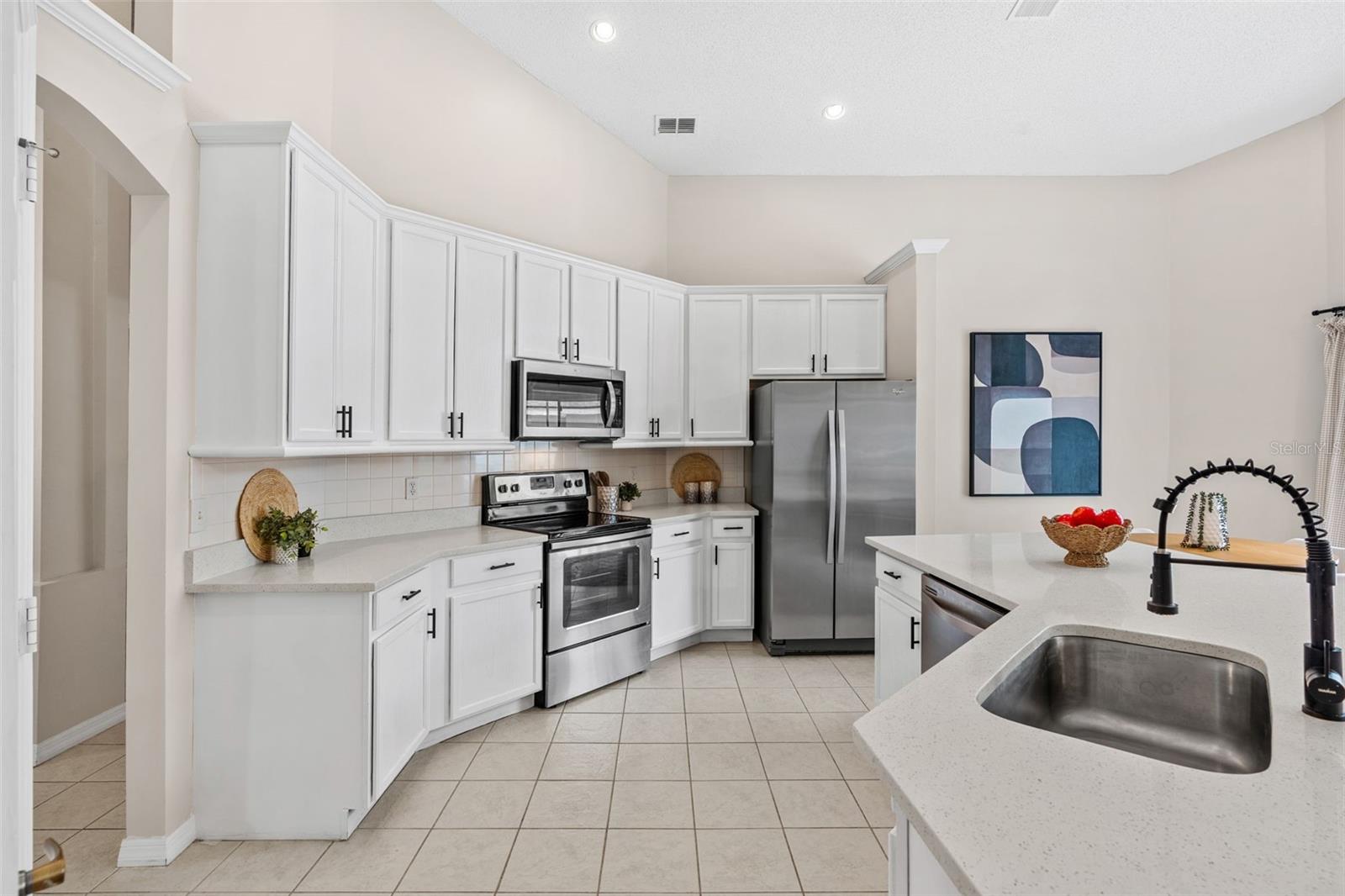 328 VIEW CT