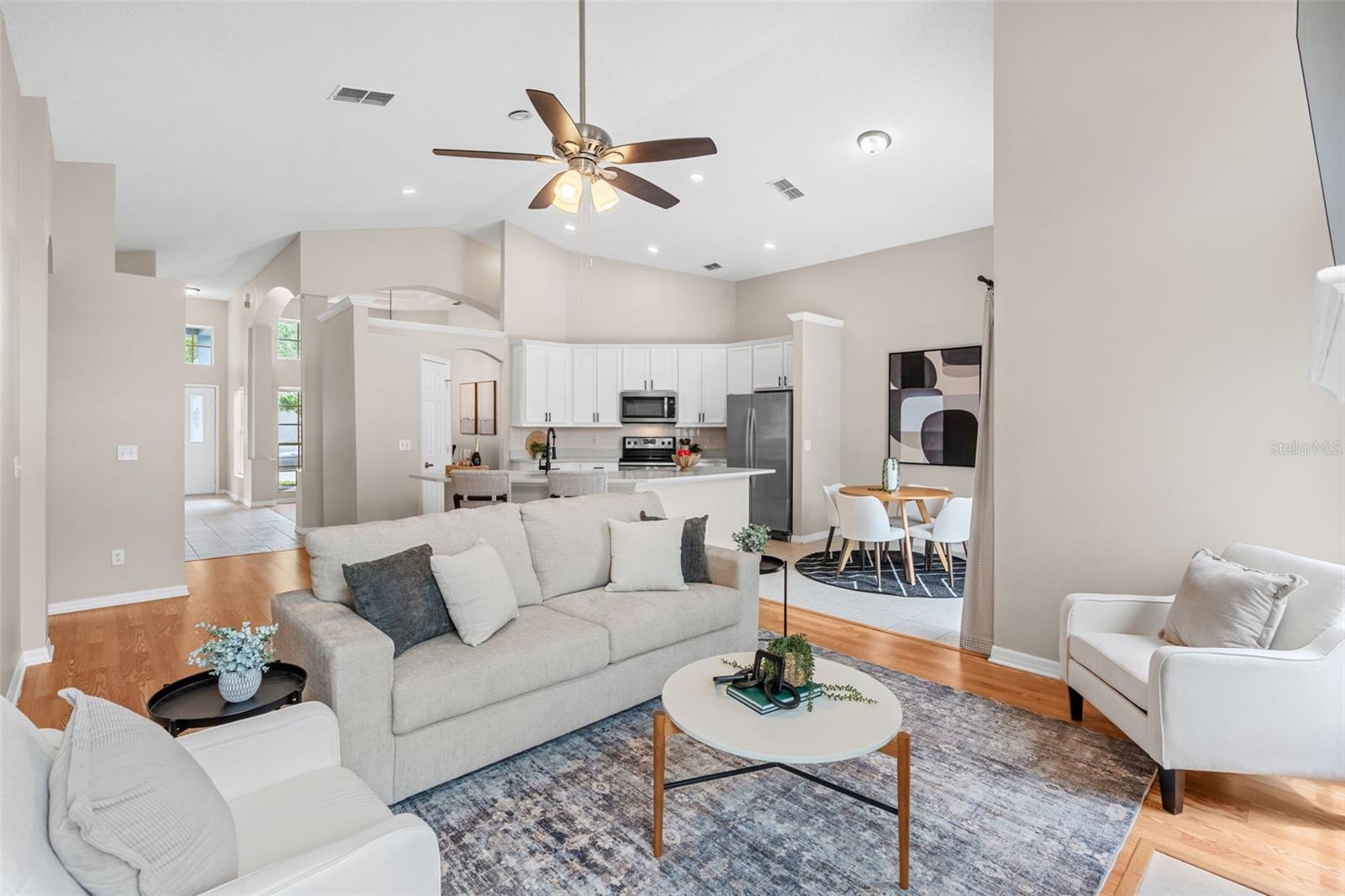 328 VIEW CT