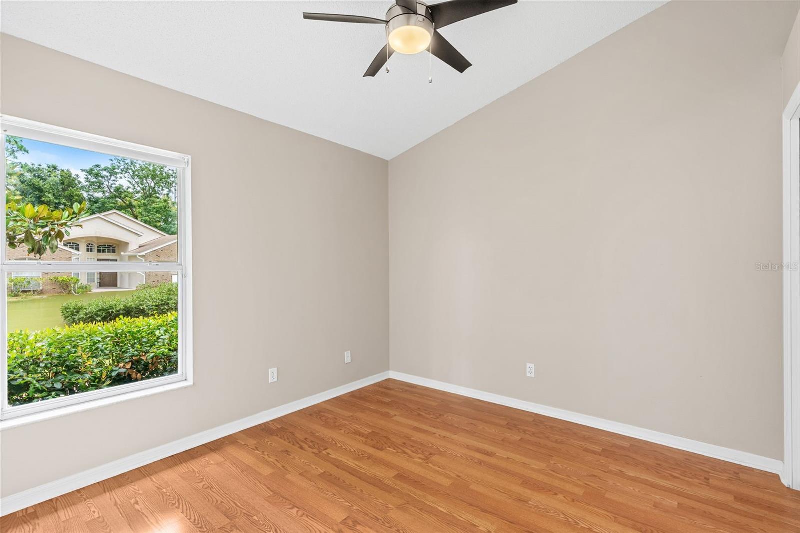 328 VIEW CT