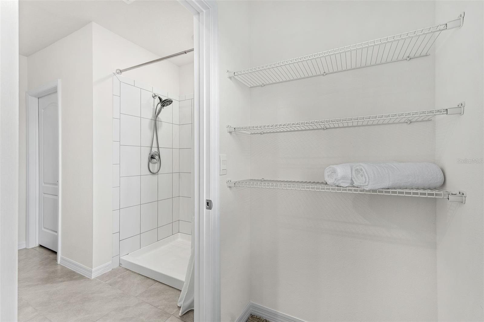 3366 EASTGROVE TER
