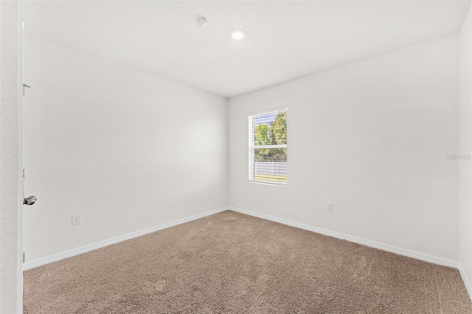3366 EASTGROVE TER