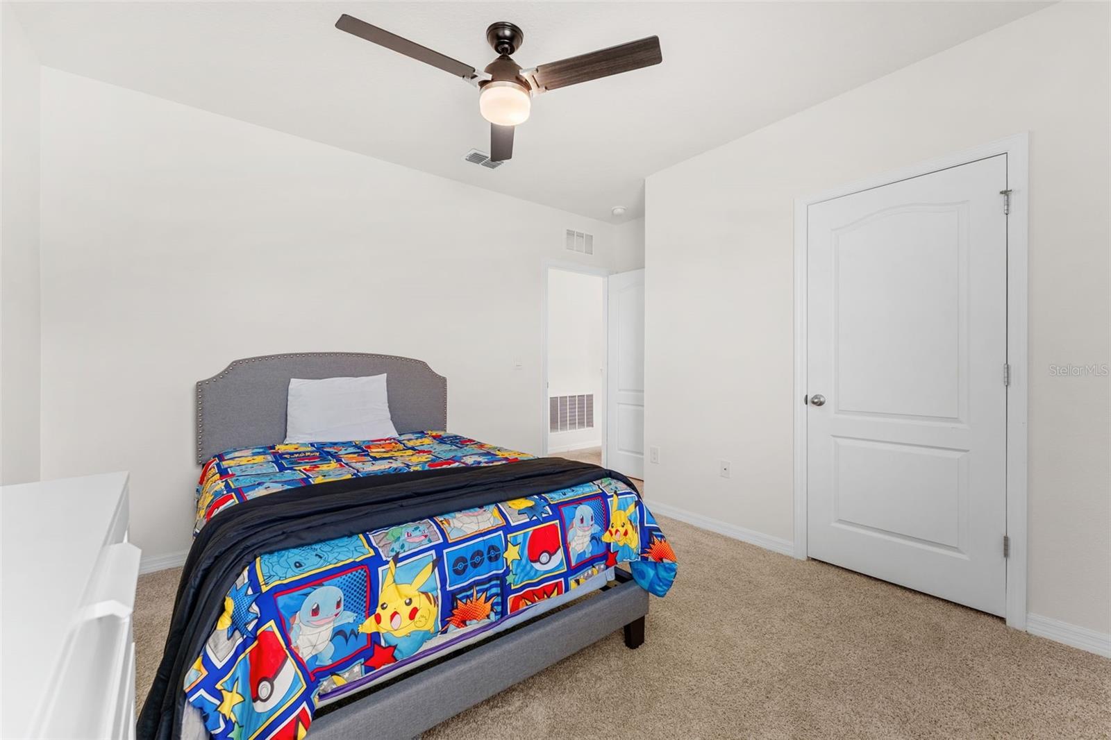 3366 EASTGROVE TER