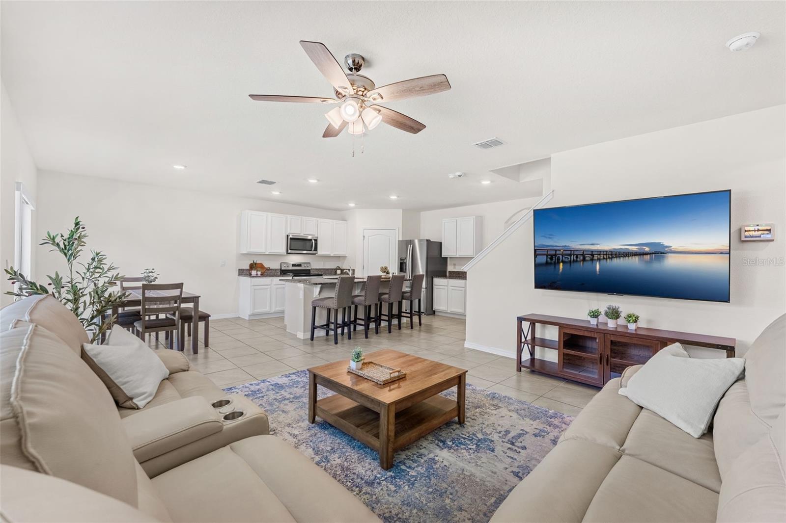 3366 EASTGROVE TER