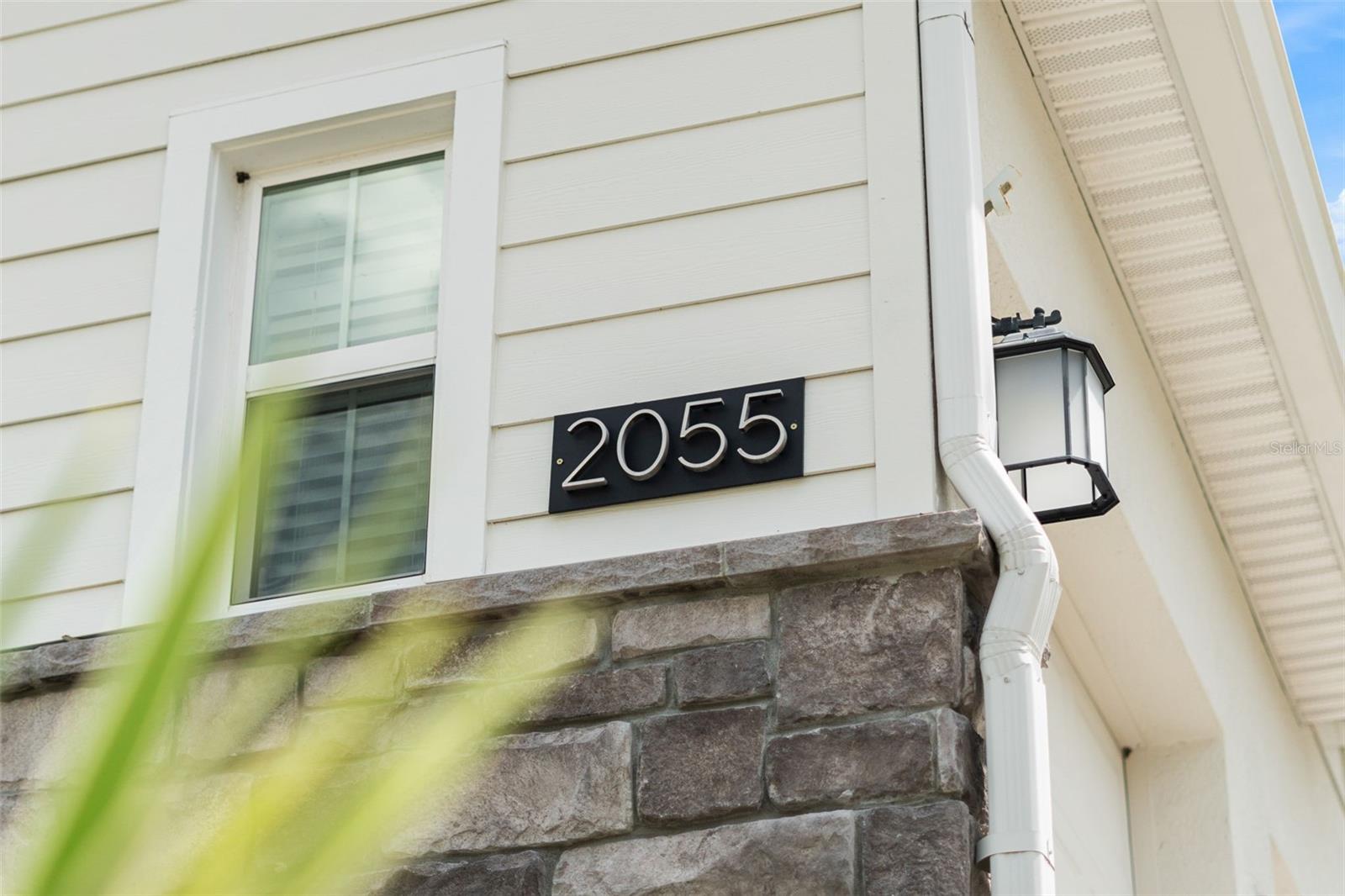 2055 QUIET CV