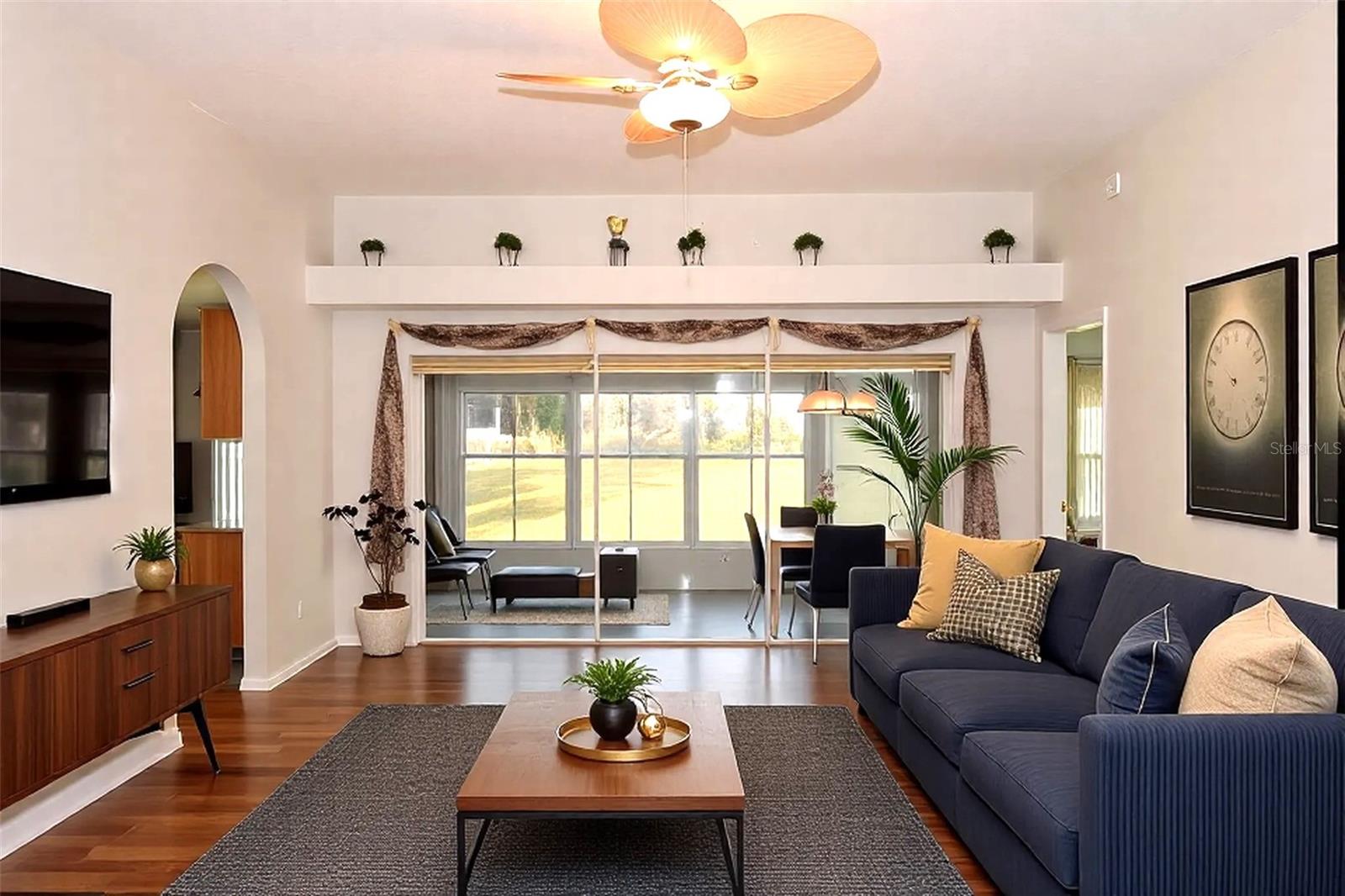 504 RIDGE VIEW DR