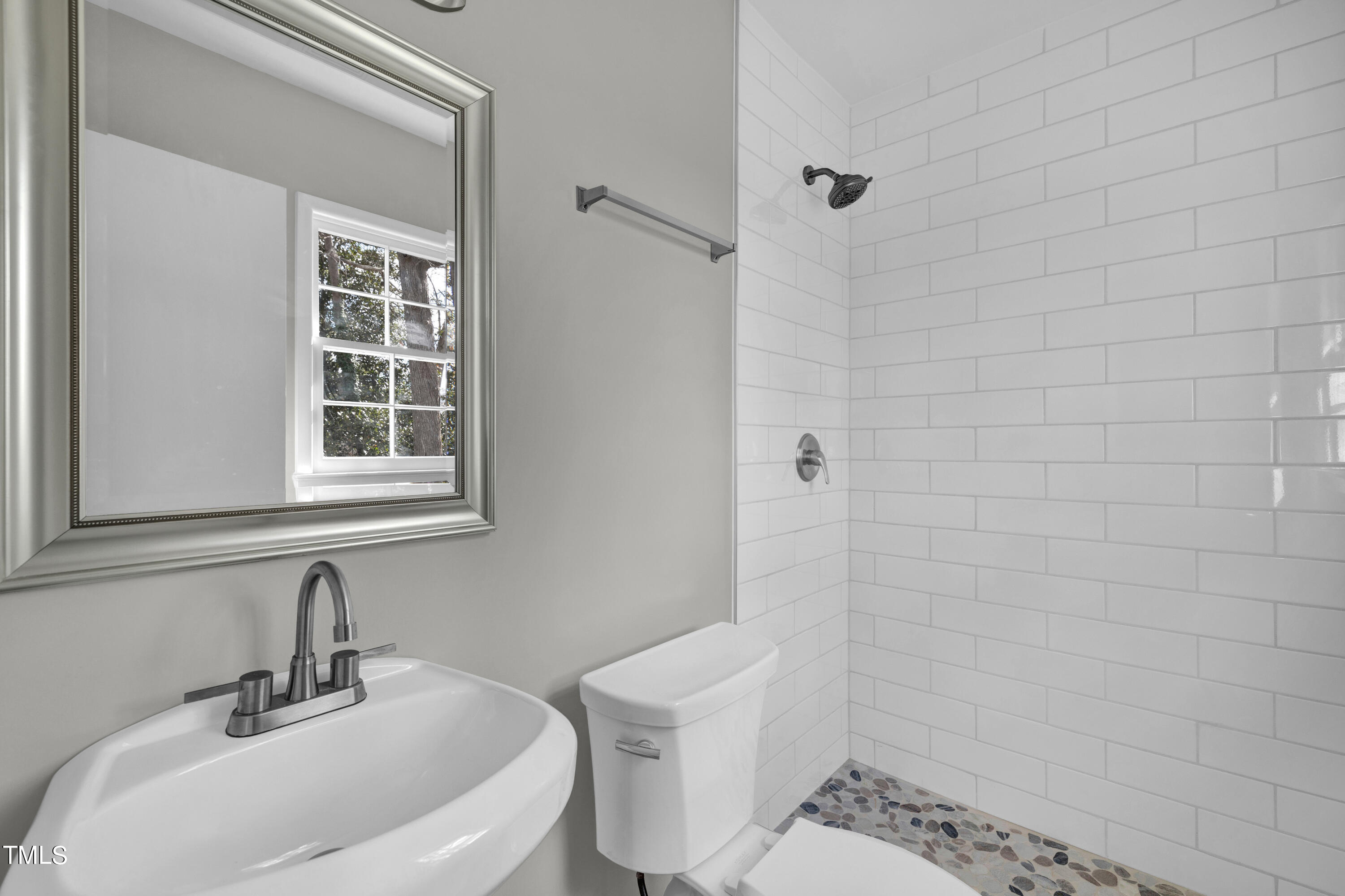 216 Woodhaven Drive