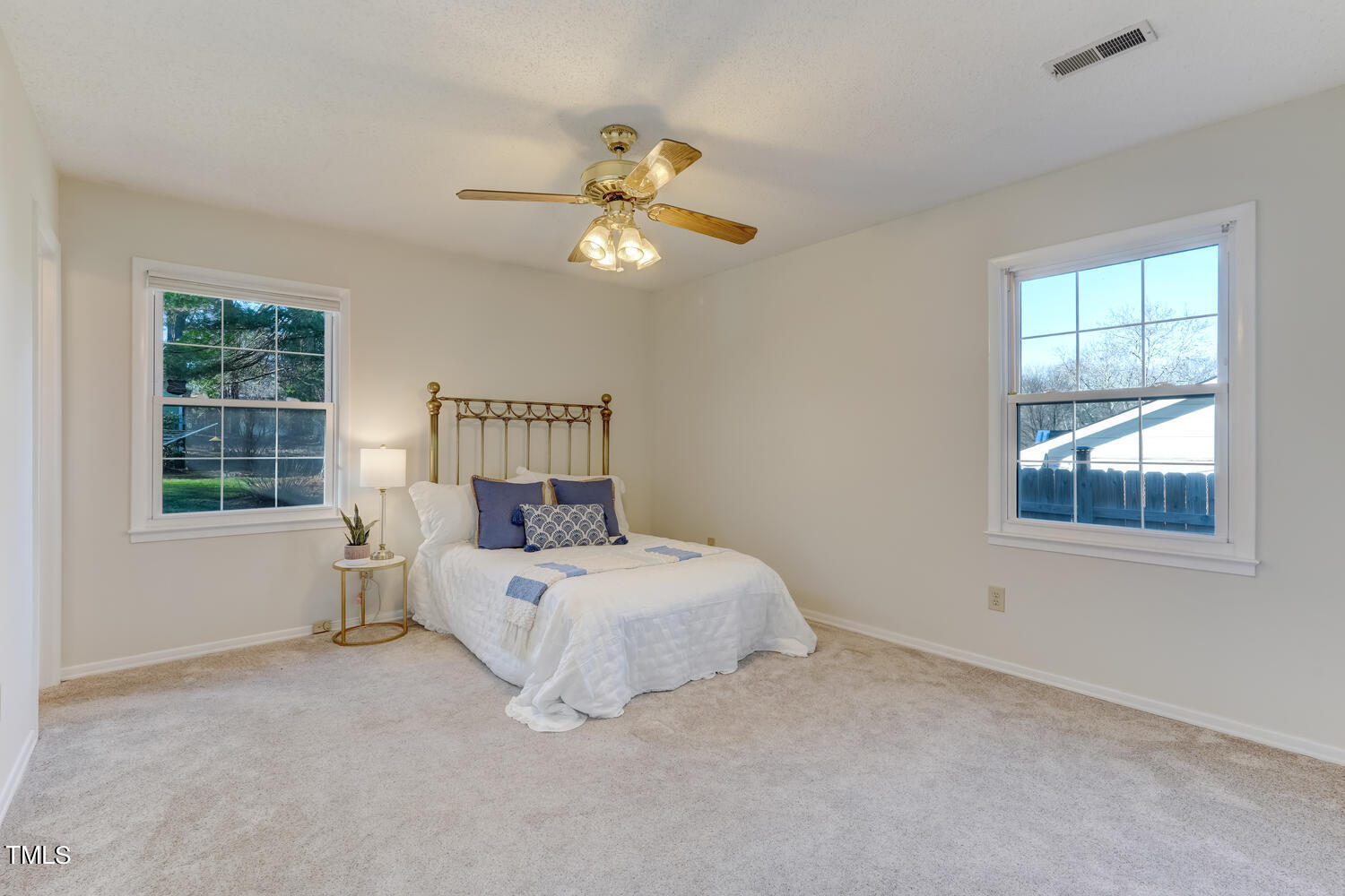 2715 Westchester Drive