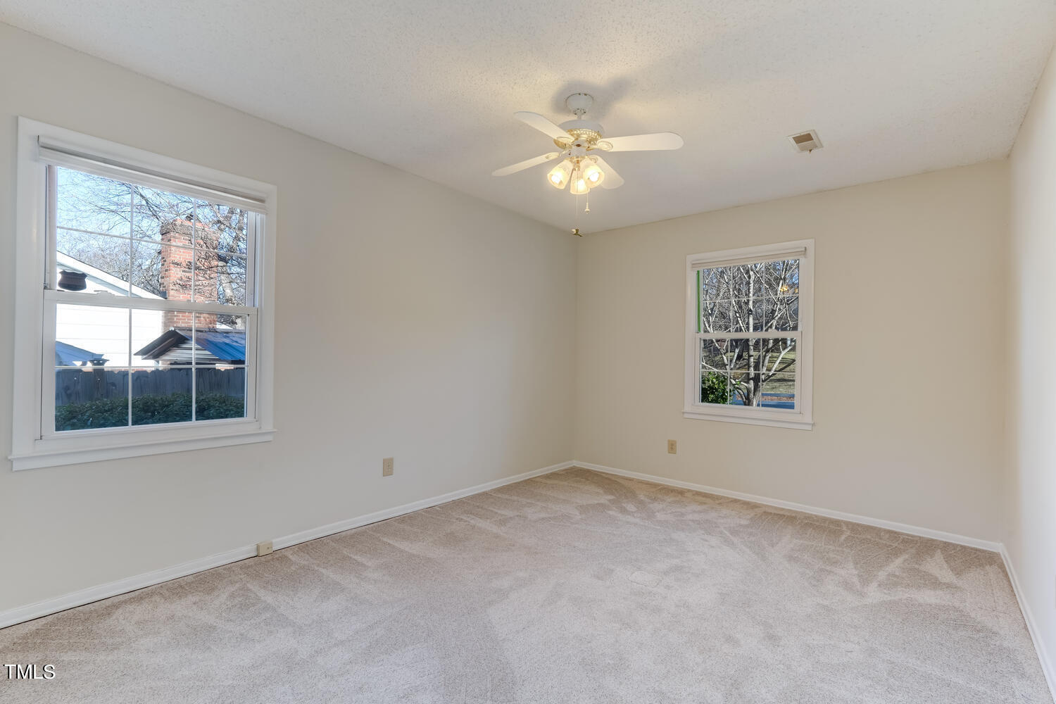 2715 Westchester Drive