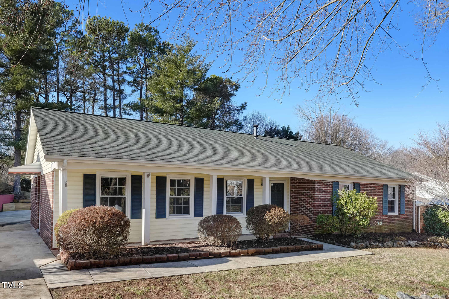 2715 Westchester Drive