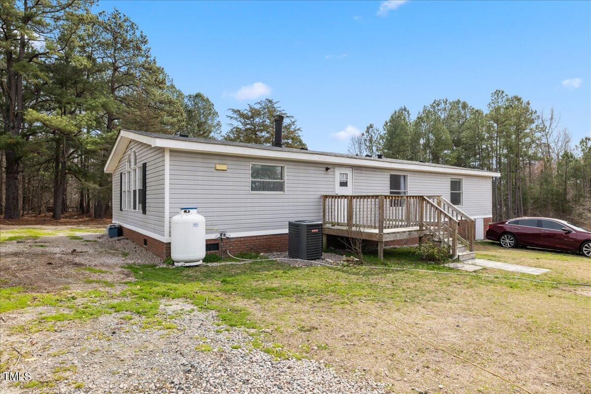 7237 Buck Road
