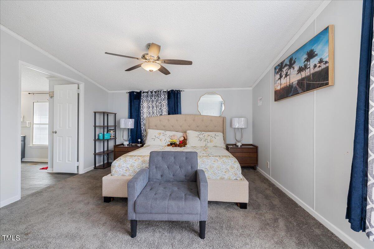 7237 Buck Road