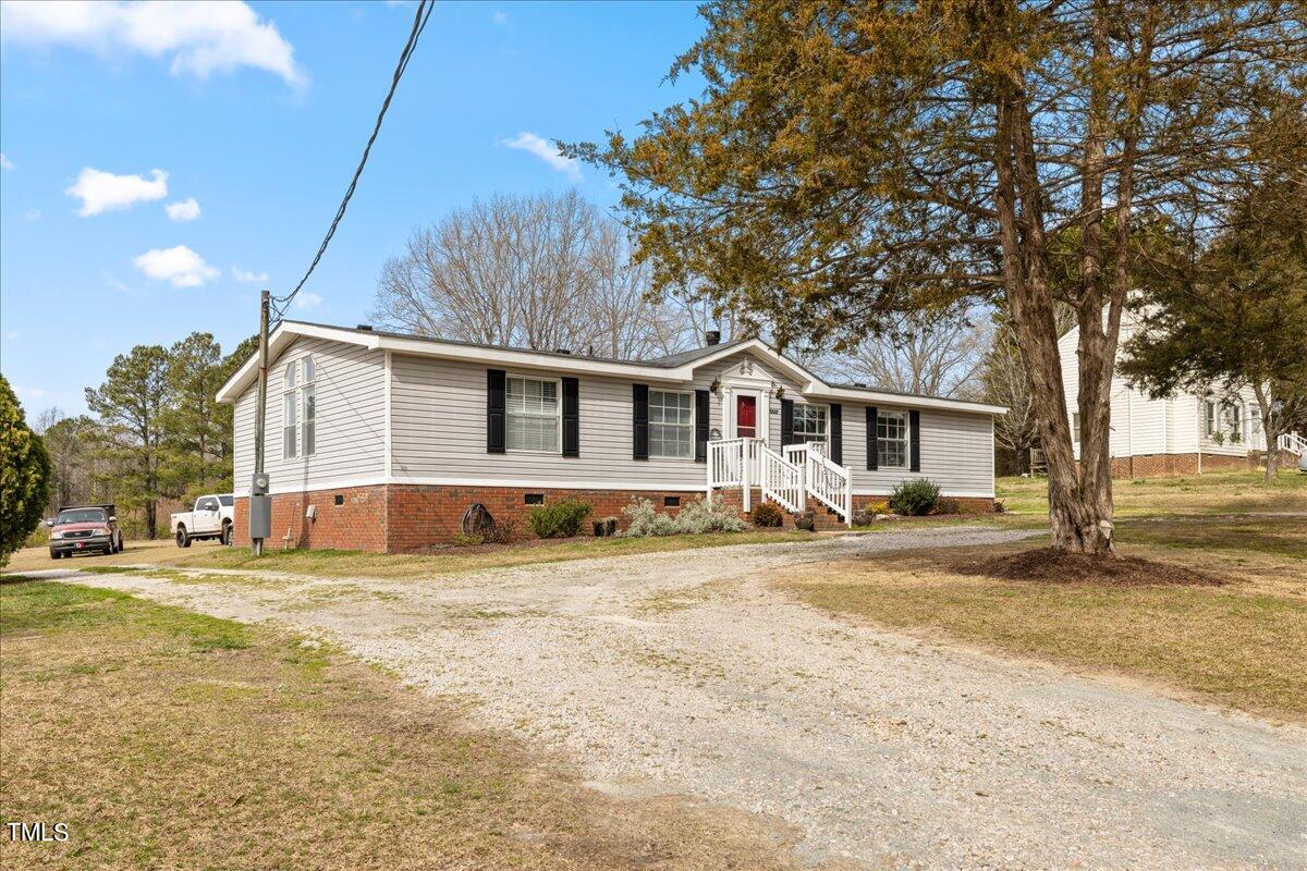 7237 Buck Road