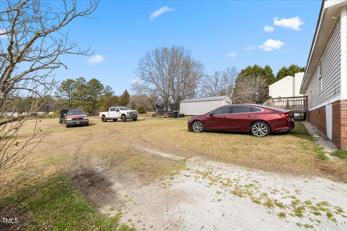 7237 Buck Road