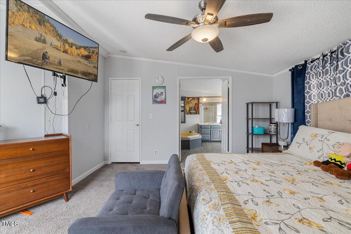 7237 Buck Road