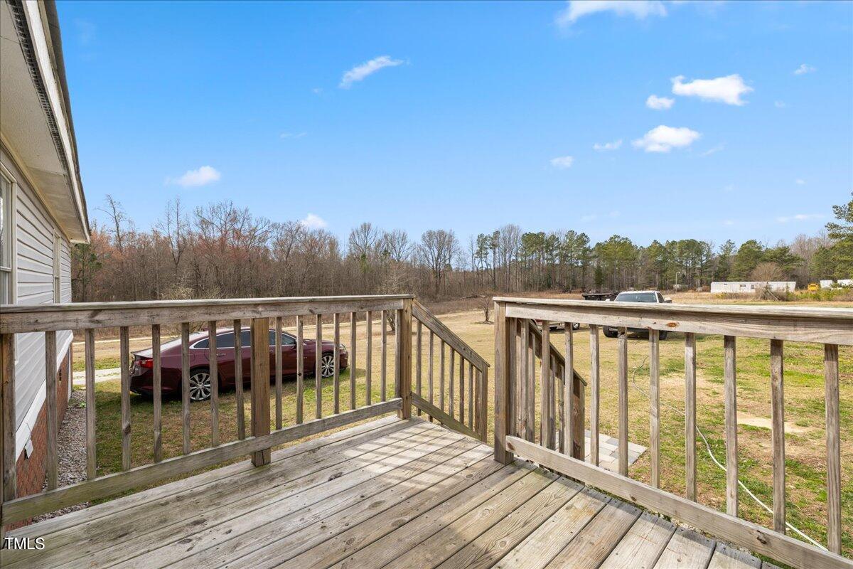 7237 Buck Road