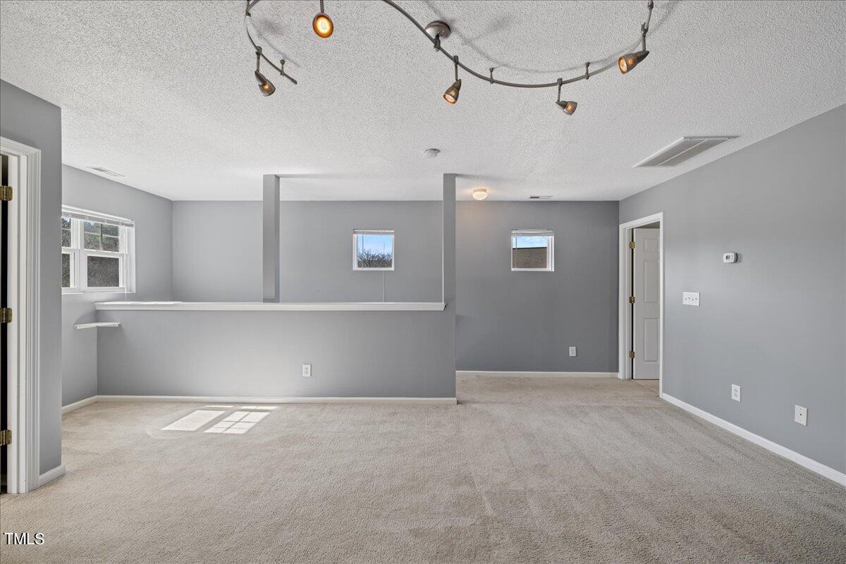 3739 Mountain Brook Circle Circle