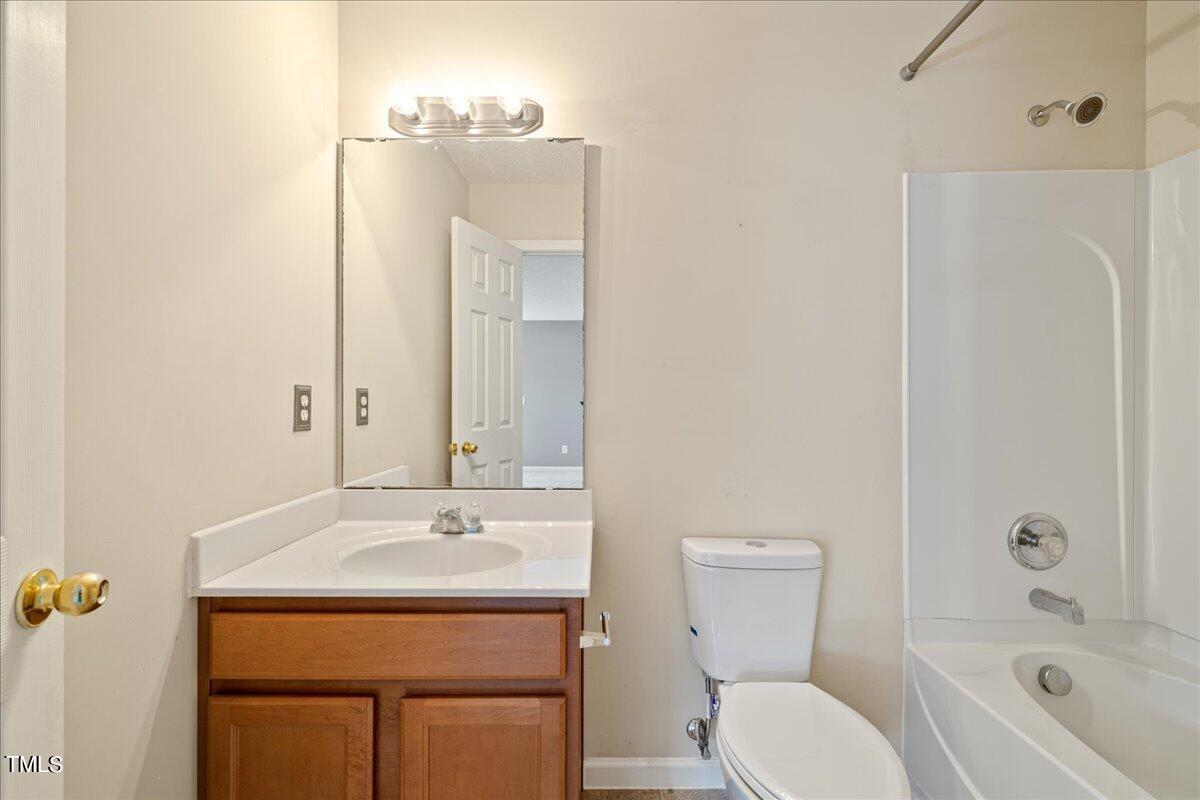 3739 Mountain Brook Circle Circle
