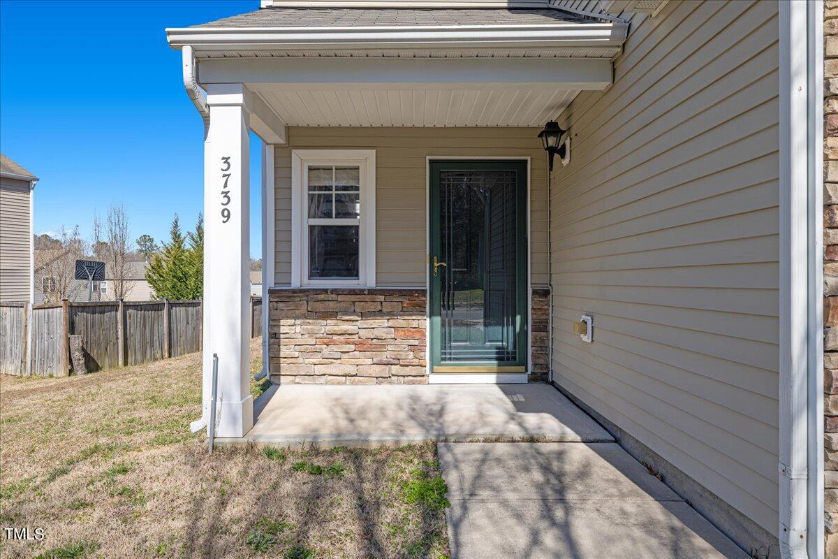 3739 Mountain Brook Circle Circle