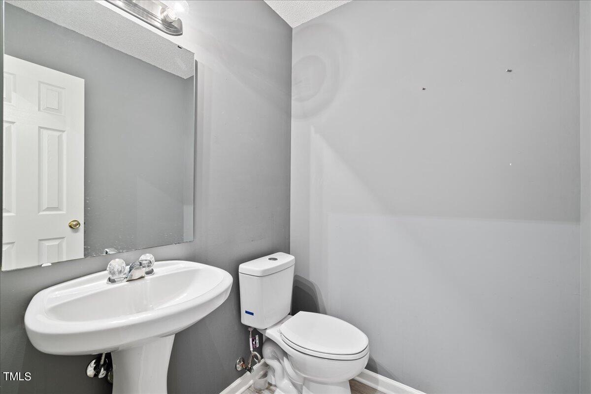 3739 Mountain Brook Circle Circle