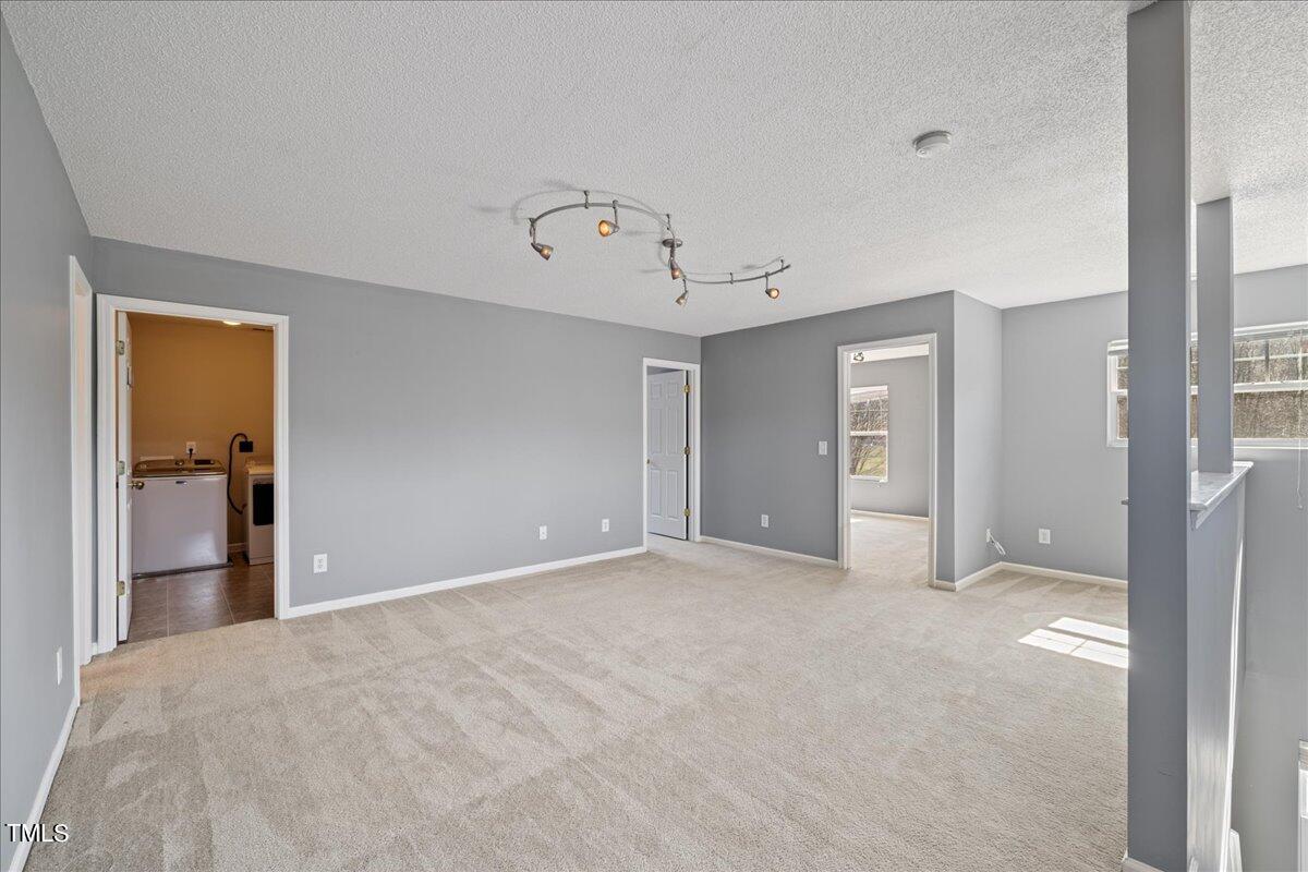 3739 Mountain Brook Circle Circle