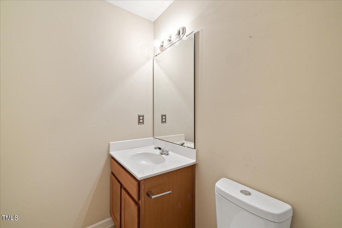 3739 Mountain Brook Circle Circle